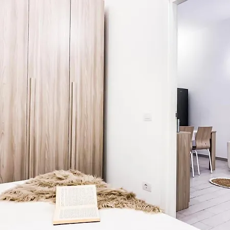 Nuova 27 Apartment *