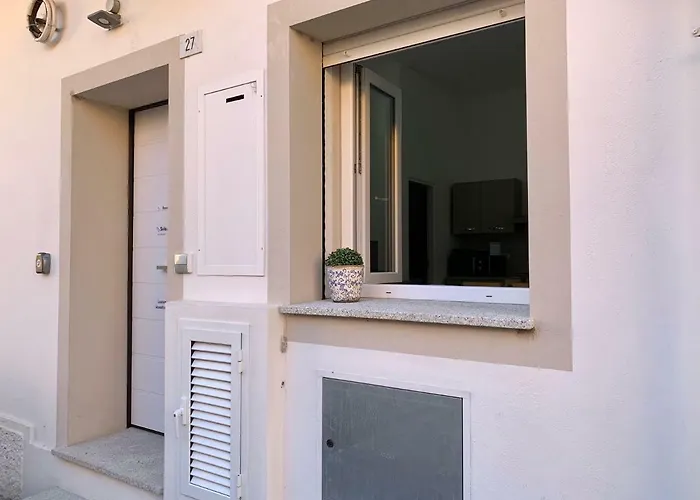 Appartement Nuova 27 *